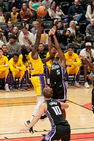 101123_HONDA_CENTER_0012