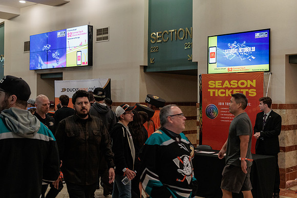101523_ANAHEIM_DUCKS_0209