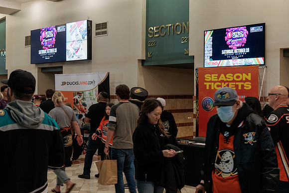 101523_ANAHEIM_DUCKS_0215
