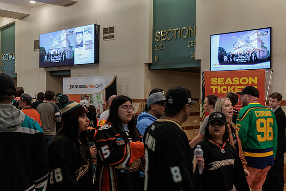 101523_ANAHEIM_DUCKS_0220