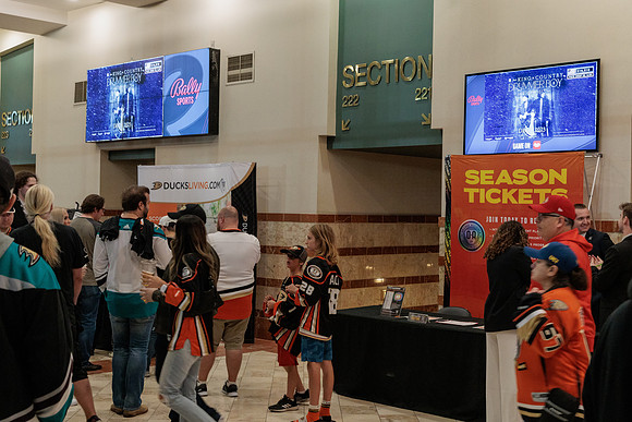 101523_ANAHEIM_DUCKS_0223
