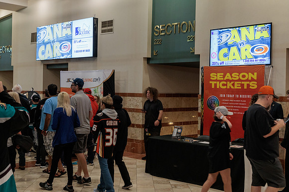 101523_ANAHEIM_DUCKS_0242