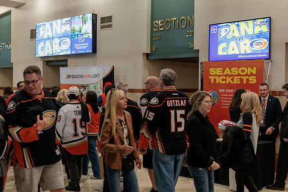 101523_ANAHEIM_DUCKS_0241