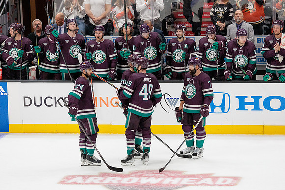 101523_ANAHEIM_DUCKS_0596