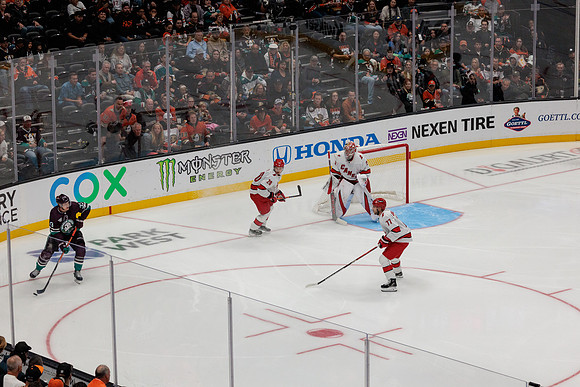 101523_ANAHEIM_DUCKS_0639