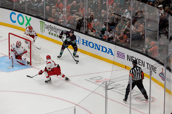 101523_ANAHEIM_DUCKS_0684