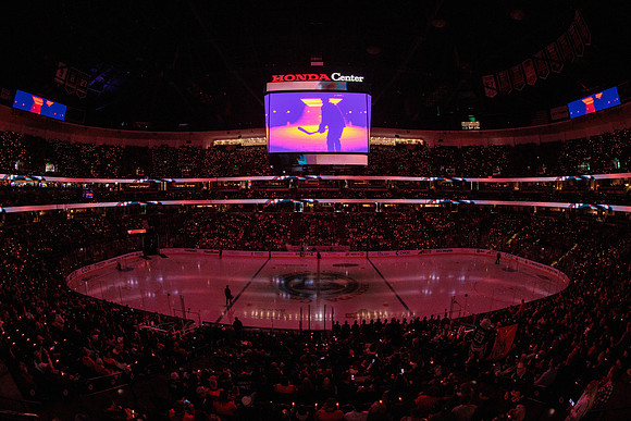 101523_ANAHEIM_DUCKS_0737