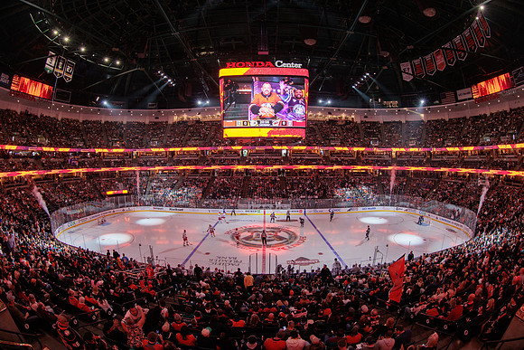 101523_ANAHEIM_DUCKS_0740
