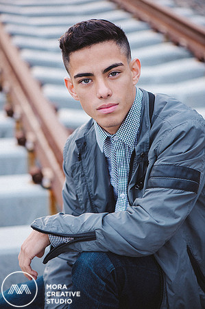 APETERS_SENIOR_0095