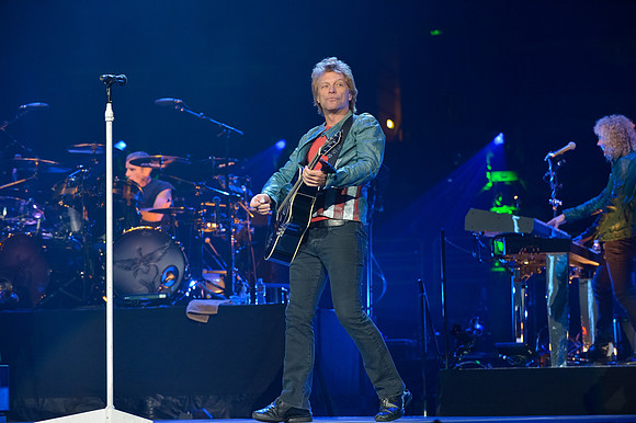 100913_HONDA_CENTER_0025