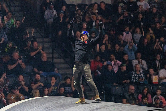 102823_HONDA_CENTER_0111