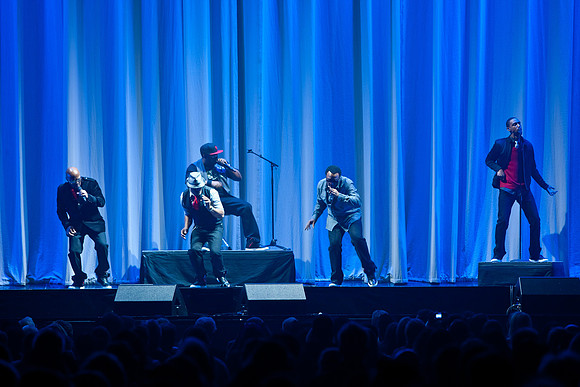 HON20101112187