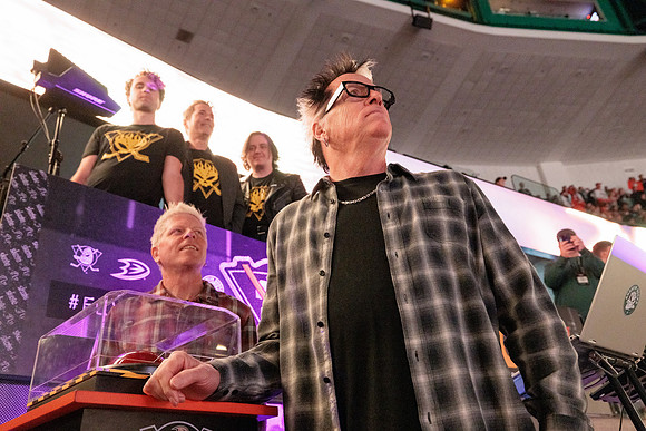 110523_HONDA_CENTER_0005