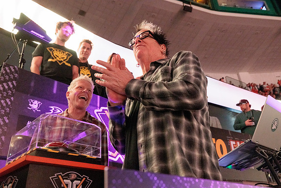 110523_HONDA_CENTER_0004