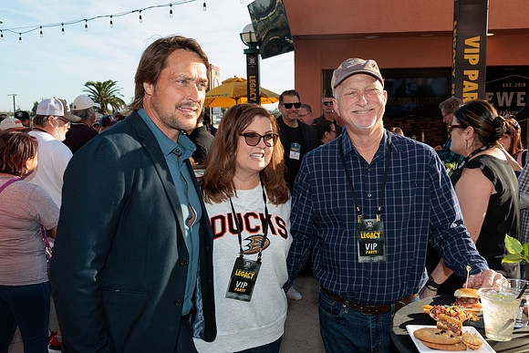 111223_ANAHEIM_DUCKS_0031