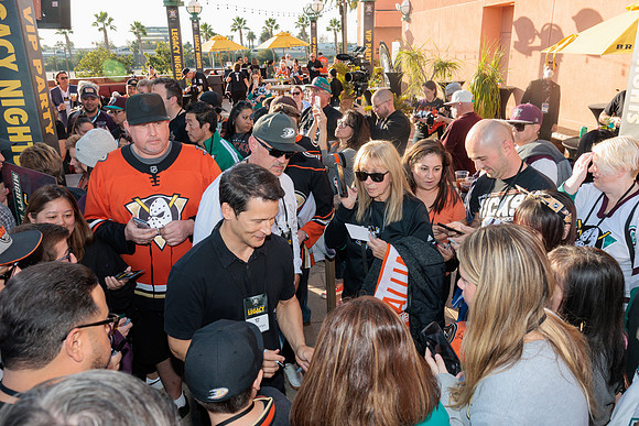 111223_ANAHEIM_DUCKS_0048
