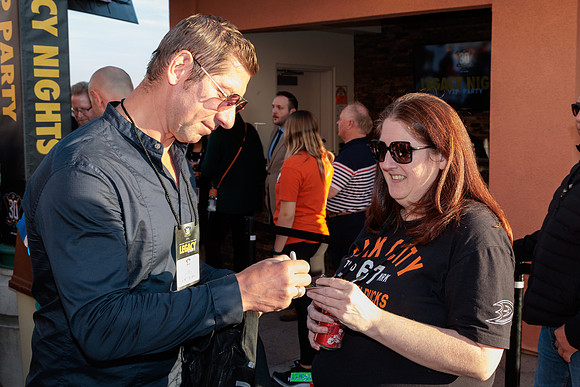 111223_ANAHEIM_DUCKS_0072