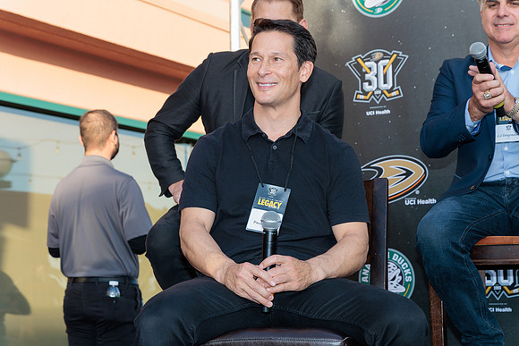 111223_ANAHEIM_DUCKS_0079