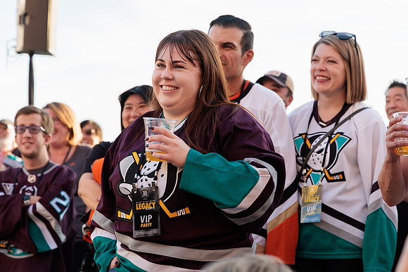 111223_ANAHEIM_DUCKS_0135