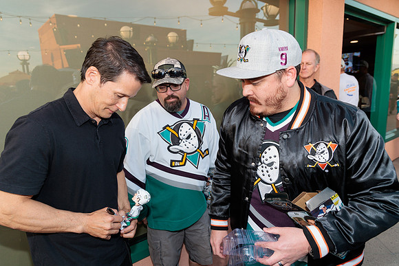 111223_ANAHEIM_DUCKS_0200
