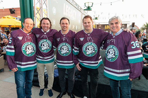 111223_ANAHEIM_DUCKS_0215