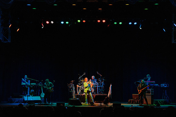 040325_GROVE_OF_ANAHEIM_042