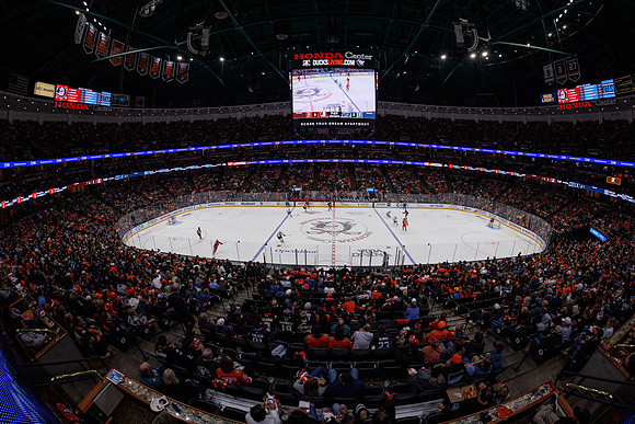 101624_ANAHEIM_DUCKS_1141