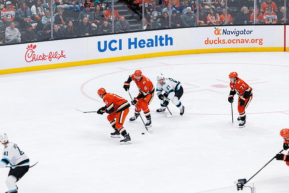 101624_ANAHEIM_DUCKS_0595