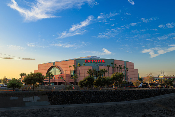100524_HONDA_CENTER_0023