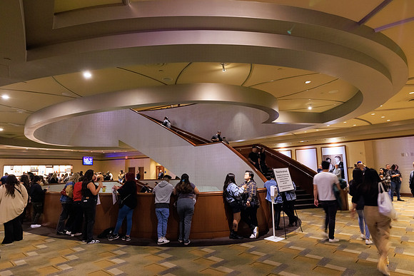 112423_DOLBY_THEATRE_0033