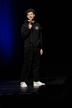 112423_DOLBY_THEATRE_0082