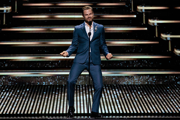 081124_HONDA_CENTER_0158