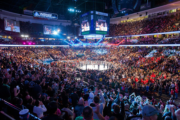 111211_HONDA_CENTER_0139