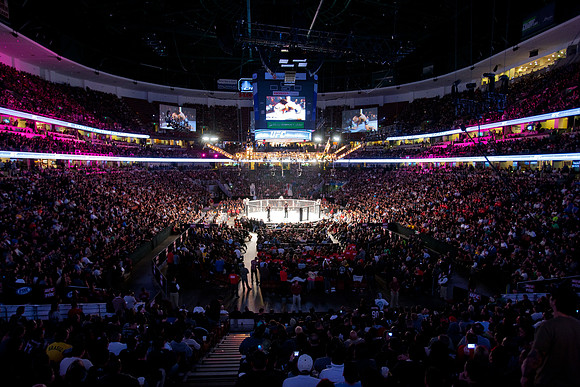 111211_HONDA_CENTER_0099