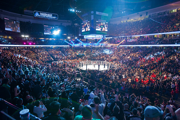 111211_HONDA_CENTER_0138
