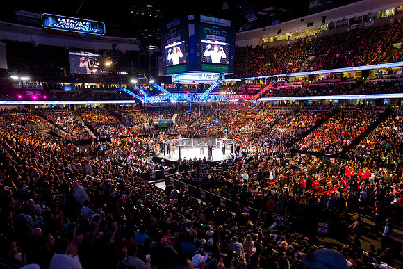 111211_HONDA_CENTER_0125