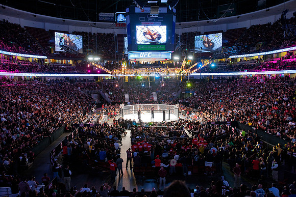 111211_HONDA_CENTER_0117