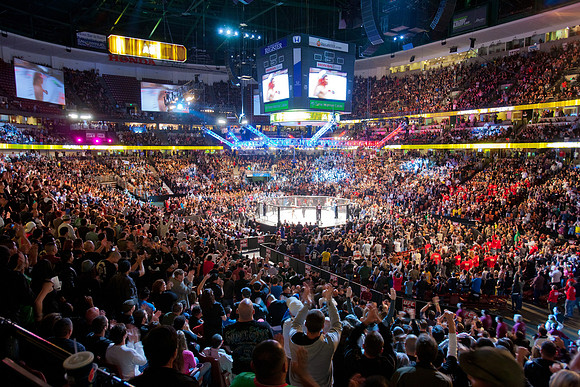 111211_HONDA_CENTER_0140