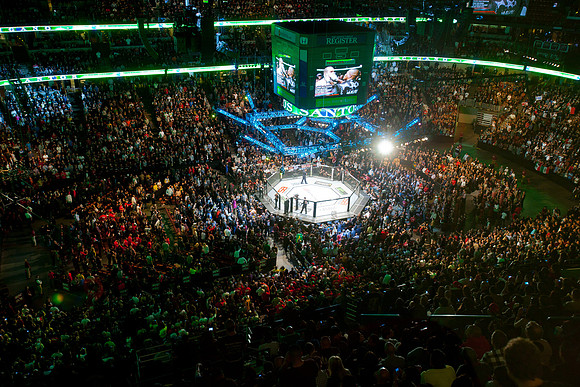 111211_HONDA_CENTER_0158