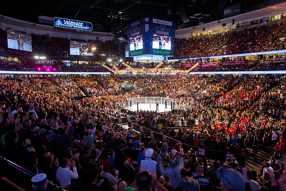 111211_HONDA_CENTER_0133
