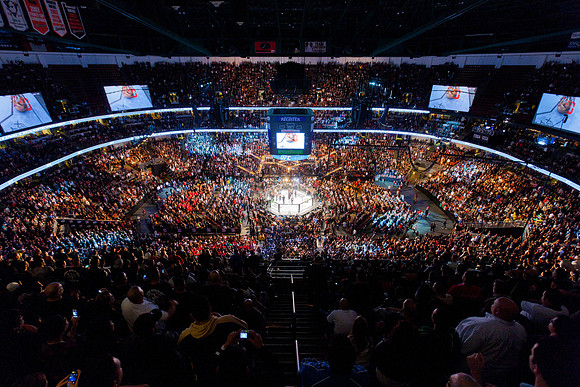 111211_HONDA_CENTER_0192