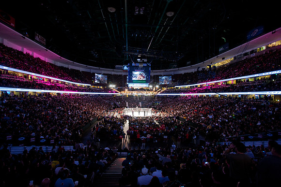 111211_HONDA_CENTER_0095