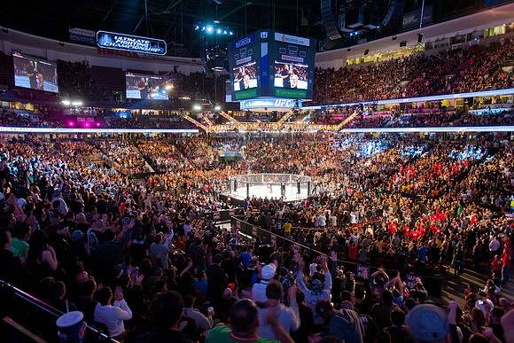 111211_HONDA_CENTER_0135