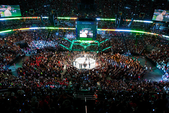 111211_HONDA_CENTER_0169
