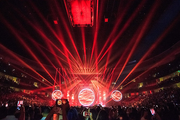 112418_HONDA_CENTER_0102