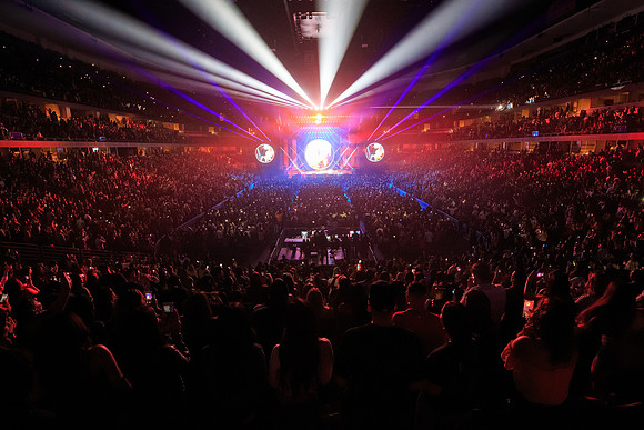 112418_HONDA_CENTER_0146