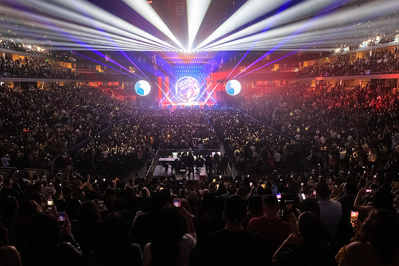 112418_HONDA_CENTER_0141