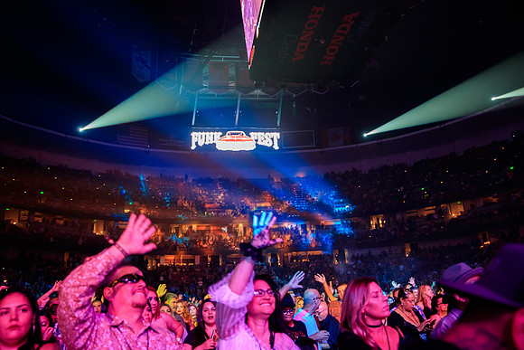 080418_HONDA_CENTER_0119