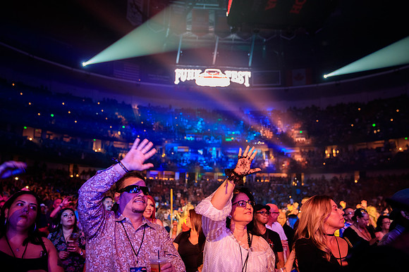 080418_HONDA_CENTER_0120