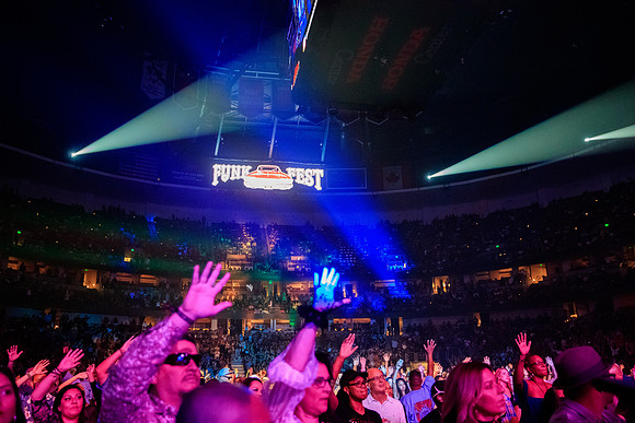 080418_HONDA_CENTER_0118